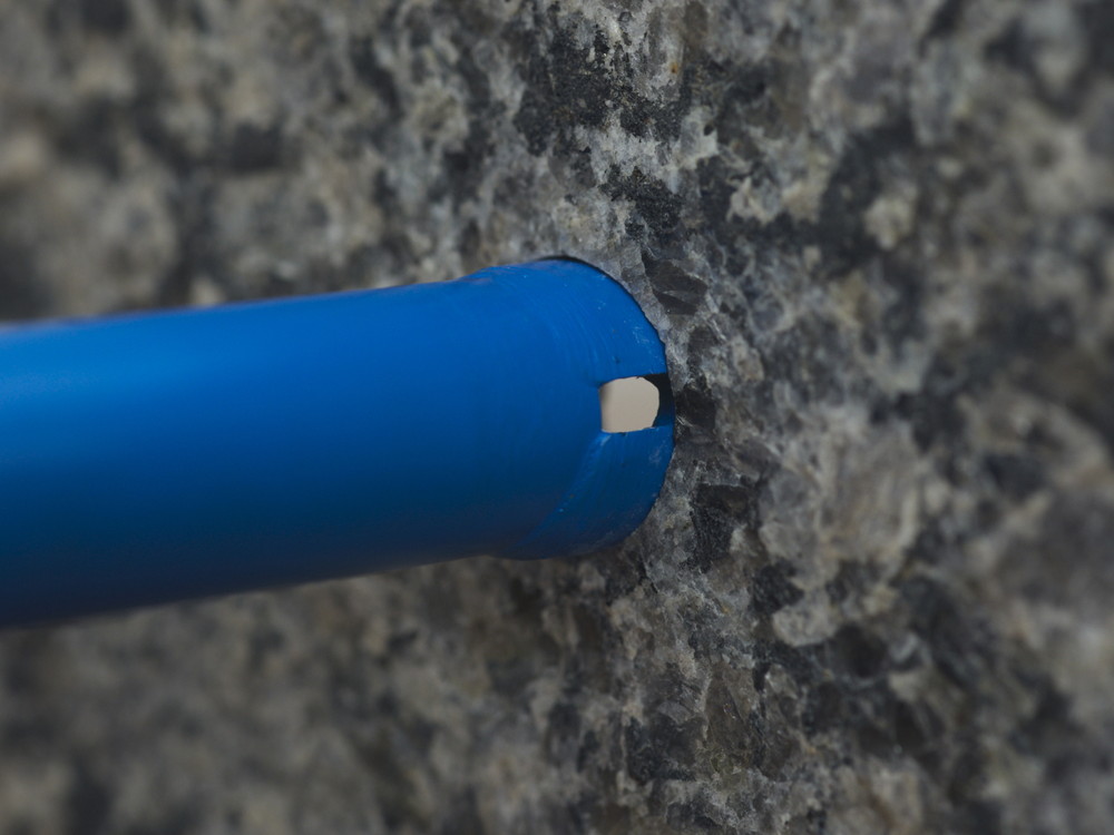 足場つなぎ(壁つなぎ)工事